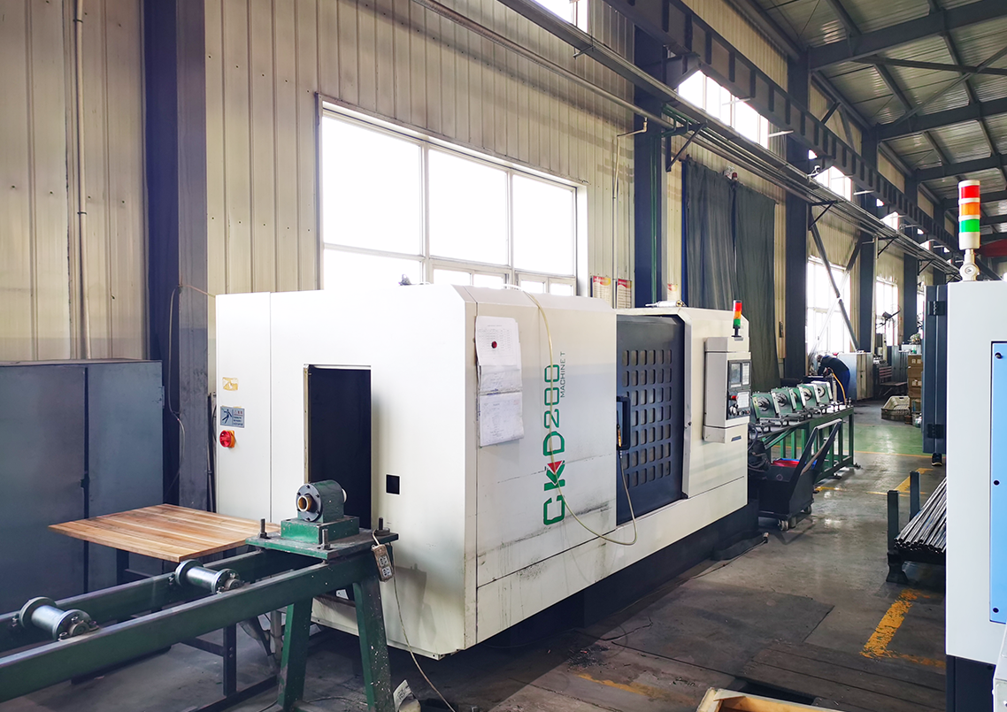  奧鵬汽車(chē)零部件生產(chǎn)設(shè)備 - 6