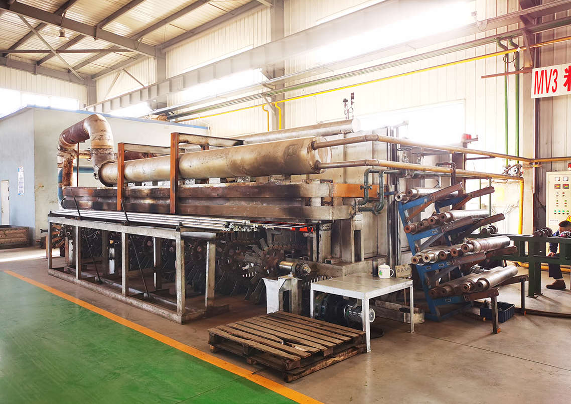 奧鵬汽車零部件生產(chǎn)設(shè)備 - 10