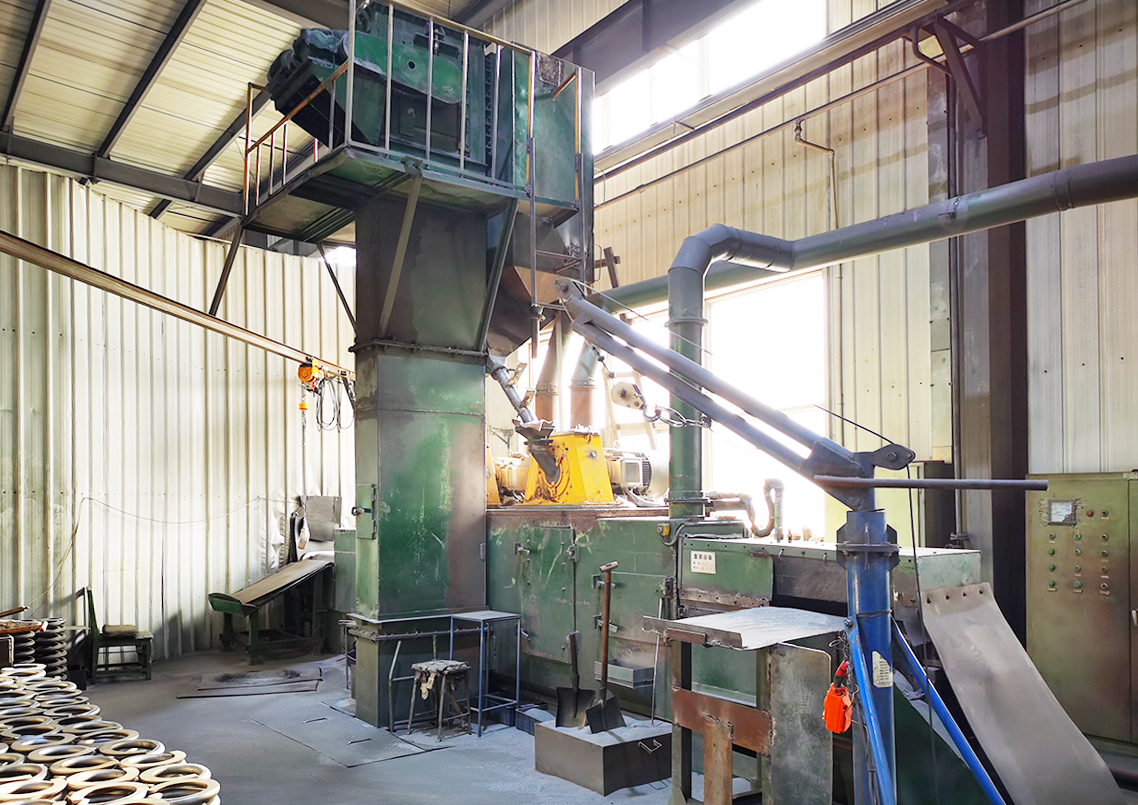 奧鵬汽車(chē)零部件生產(chǎn)設(shè)備 - 8